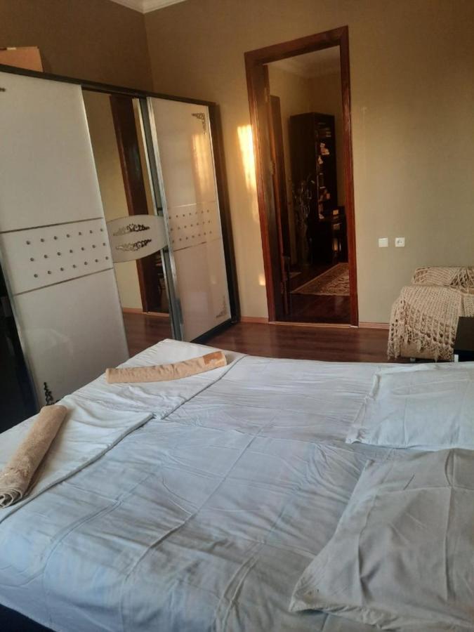 Kobuleti 4-Bedroom Apartment Kültér fotó